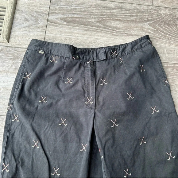 Liz Golf Cathren Golf Club Embroidered Capri Pants - Picture 2 of 13